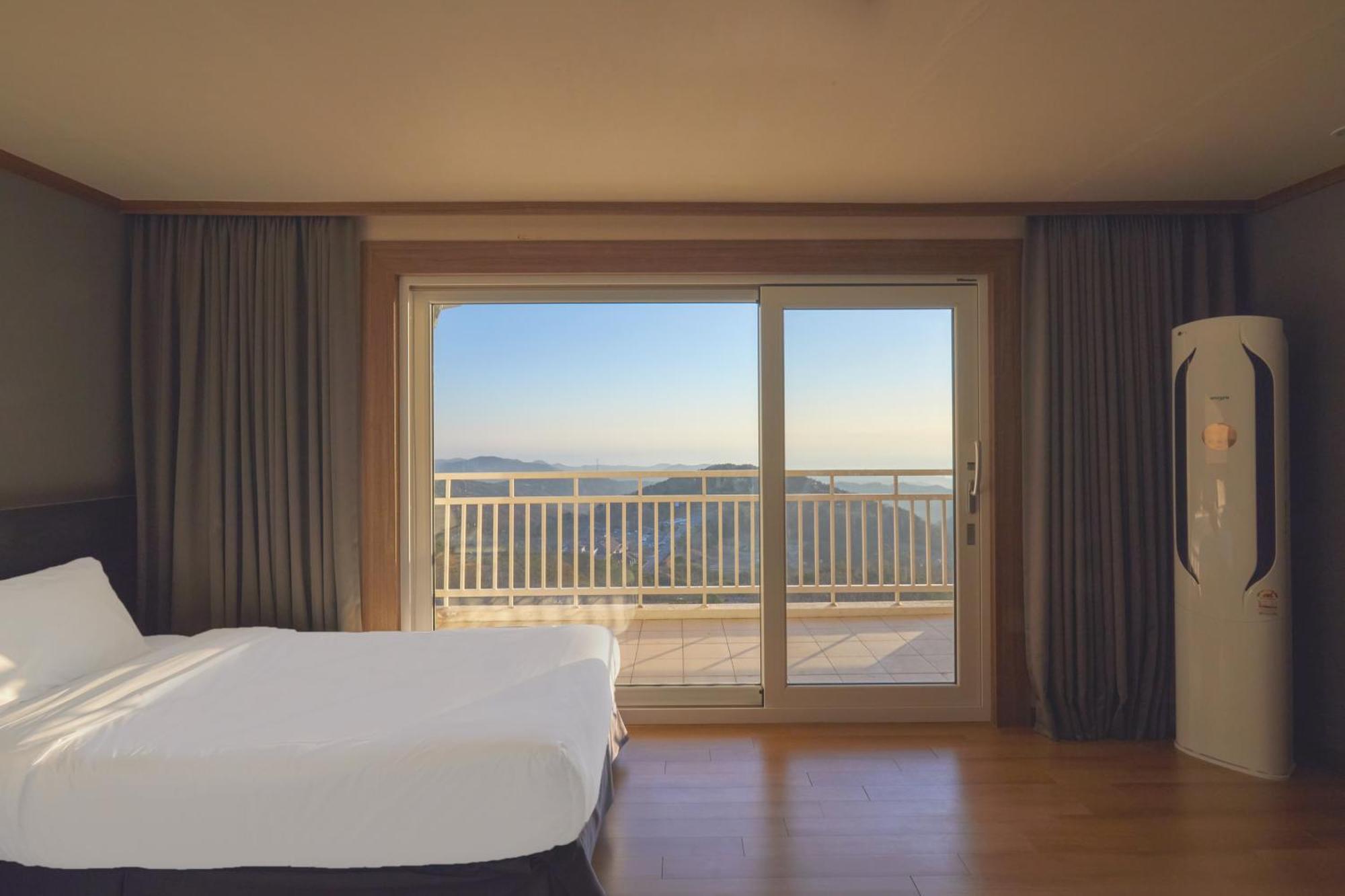 Gyeongju Mauna Ocean Resort Bagian luar foto